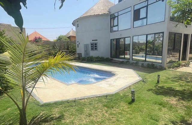 Charming 3-bedroom villa with Wifi, AC in lovely Somone near Saly.