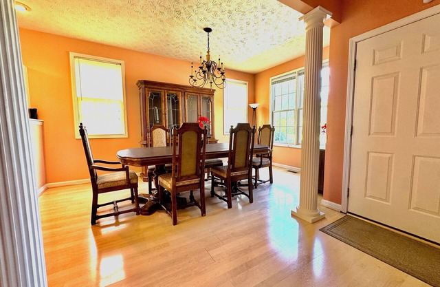 Charming 3-Bedroom, Walk To Downtown, Minutes To Airport/UD/WSU/MVH/KMH/WPAFB