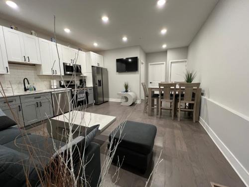 Charming 3BR 2BA with Private Patio