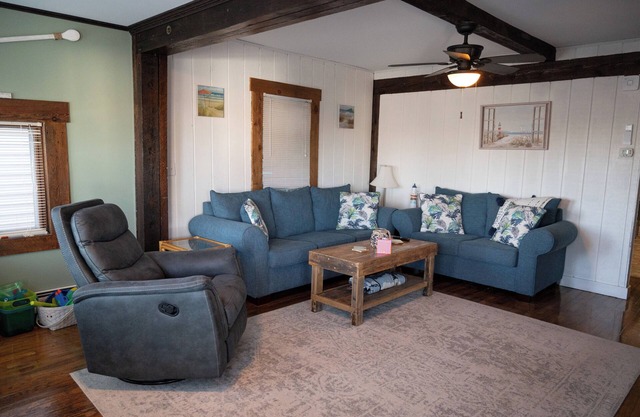 Charming 4-bedroom house with AC and WiFi in Old Orchard Beach