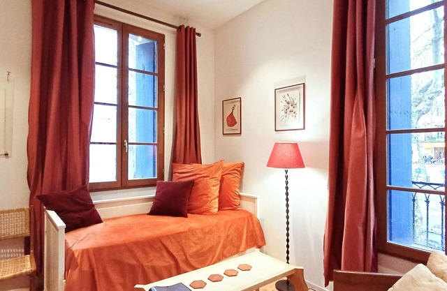 Charming 4* furnished apartment for 2 to 3 people.