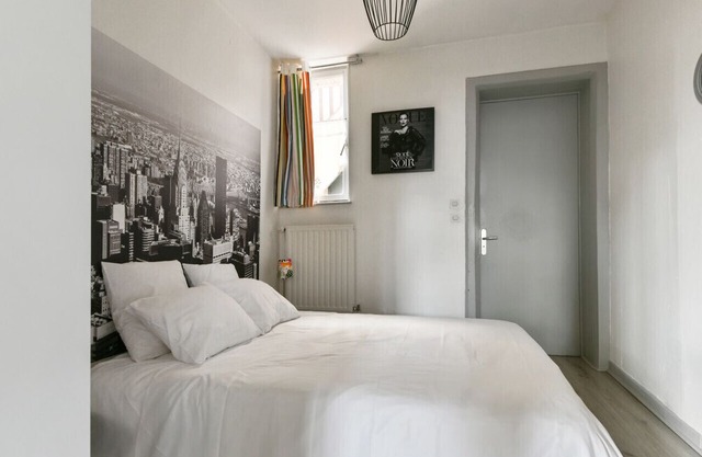 Charming and calm flat with parking at the heart of Béthune - Welkeys