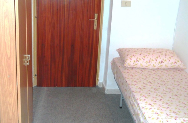 Charming And Comfortable House Between Mountains And Beaches. Pets Welcome