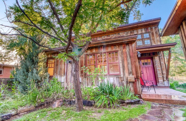 Charming and dog-friendly home in town w/WiFi - walk to restaurants & shops