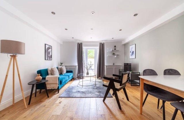 Charming Apartment in Belsize Park