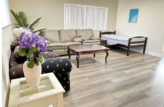 Charming Apartment in Fremont #3