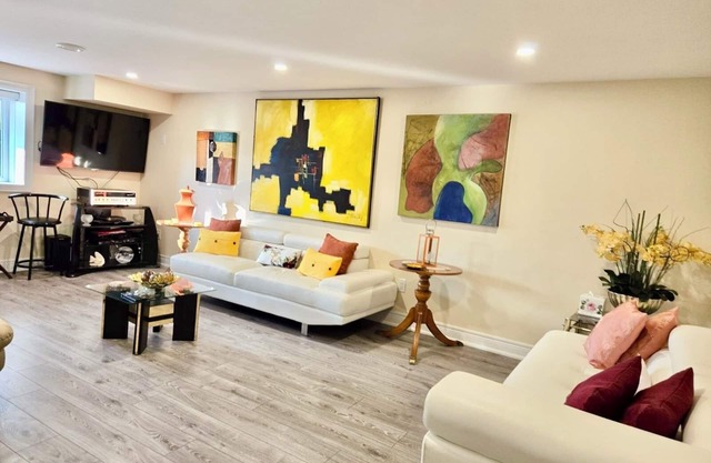 Charming B&B with WiFi/Kitchenette and AC in Marvelous Niagara-on-the-Lake