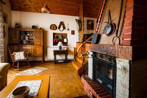 Charming Bled Getaway - Big Garden, BBQ & Bikes