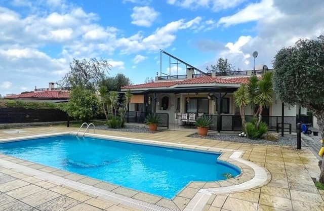 Charming bungalow with own private pool and garden in enchanting Kyrenia