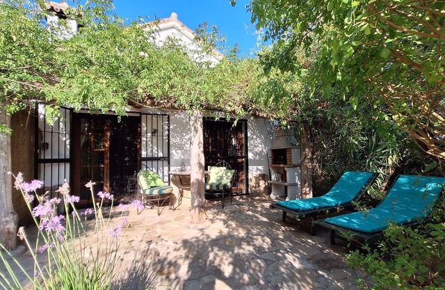 Charming Casita with Pool on laid-back Finca, nr Vejer, Sunshine Tour & Beaches
