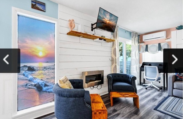 CHARMING COASTAL COTTAGE, SWIMMING, OFFSHORE FISHING, TURTLE TOURS, GOLF, BIKING