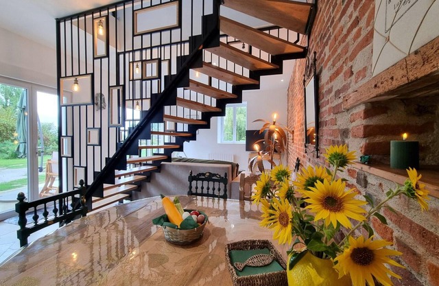 Charming cottage for 5 people with private terrace in the Loire