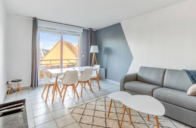 Charming flat with pool and parking in Touques nearby Deauville - Welkeys