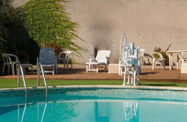 Charming cottage for 2 people with private terrace and swimming pool
