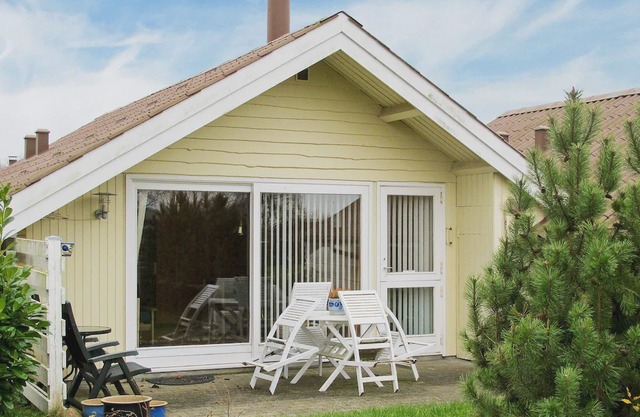 Charming Holiday Home in Askeby near Sea