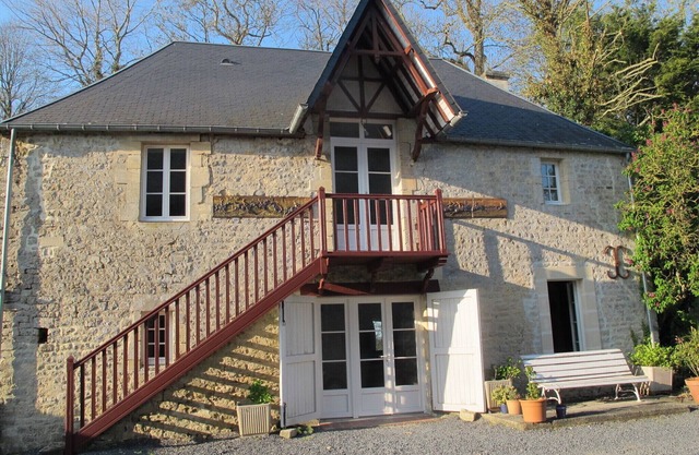 Charming house at Château d'Asnières en Bessin, Omaha Beach