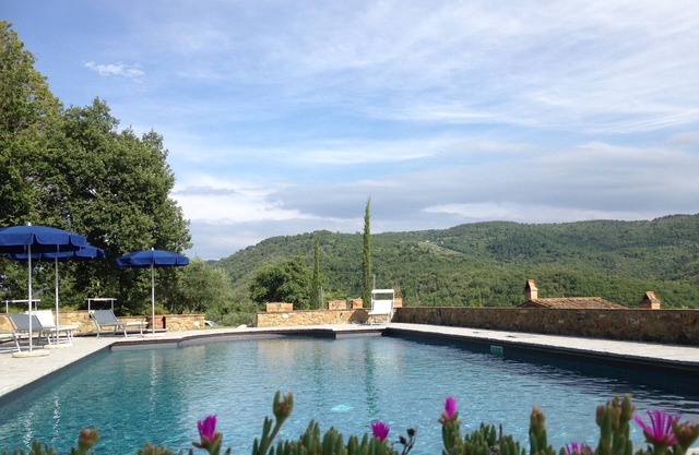 charming house for 2 people in Tuscany, private pool 8h / day (15mx7m)
