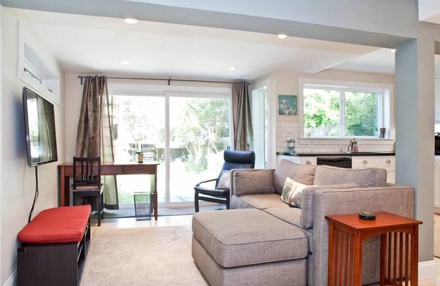 Charming, modern, private apt in the family-friendly Inner Richmond neighborhood; near GG Park.