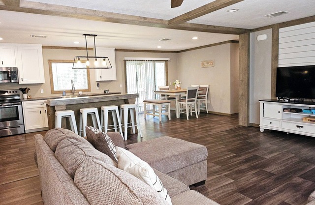 Charming, private 3-BR home in lovely Coldspring with WiFi and fenced yard.