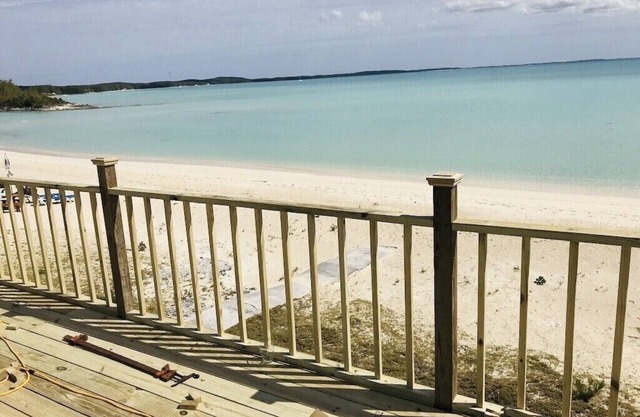 Charming, quiet, elegant, beautiful, modern, luxury, beachfront