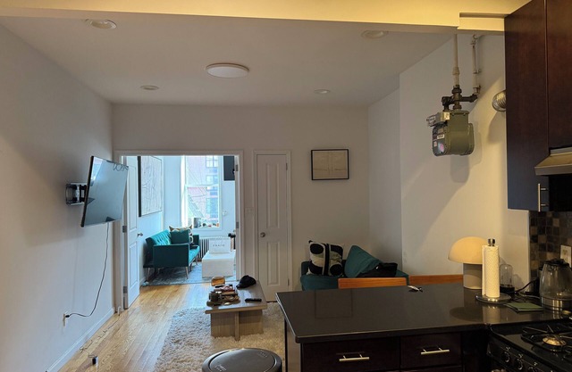 Charming Soho 2BR 2BA