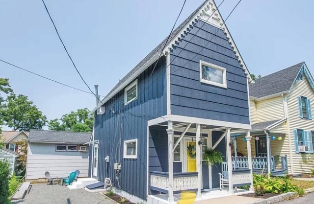 Charming 2-bedroom house with AC, WiFi in delightful Parsippany-Troy Hills