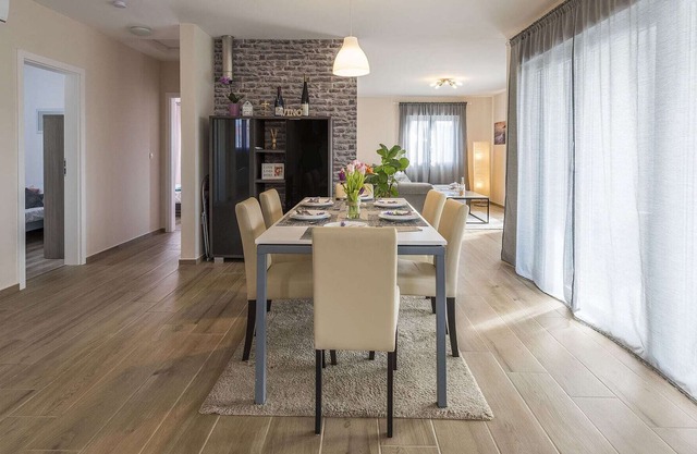 Charming Villa Frontera in Nova Vas with private Pool for 6 people