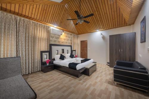 Charvi Retreat l Root Villa Kufri