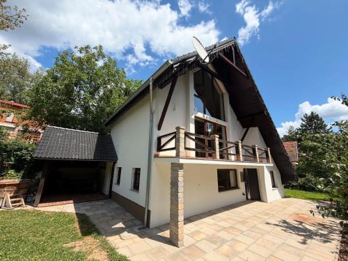 Chata Ružiná