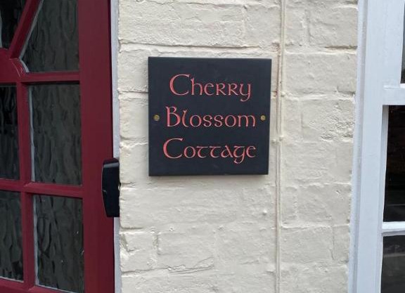 Cherry Blossom Cottage ,4 Cherry Street , Old Town ,Stratford Upon Avon