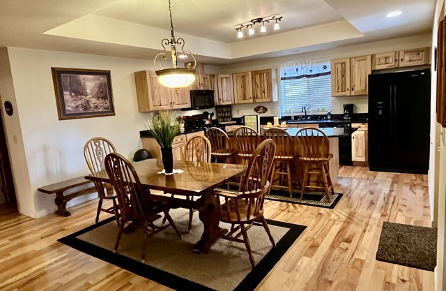 Chewelah - Home 49N Skiing 🎿 Fishing 🎣 Hunting 🦌🦆Hiking 🥾 Snowboarding 🏂