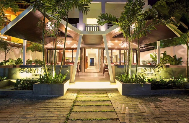 Chhouy Vathna Angkor Boutique