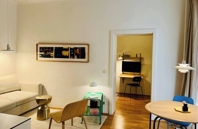 Chic apartment right by the Museum Quarter