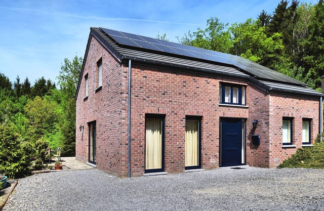 Chic Holiday Home in Durbuy with Sauna