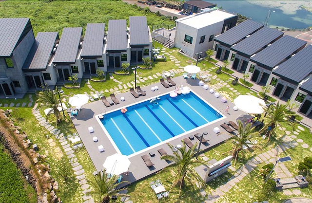 Christmas Resort 