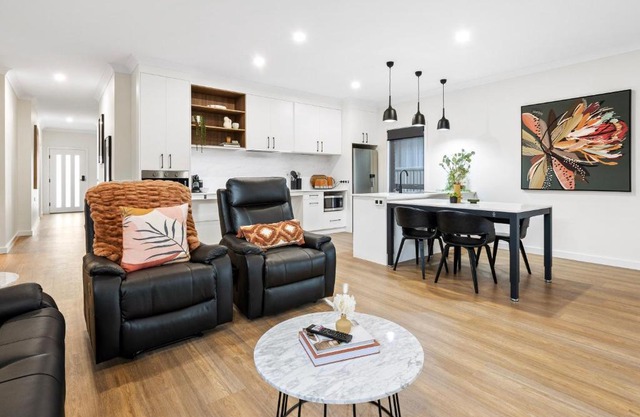 City Edge Apartment 1 (Wheelchair Accessible)
