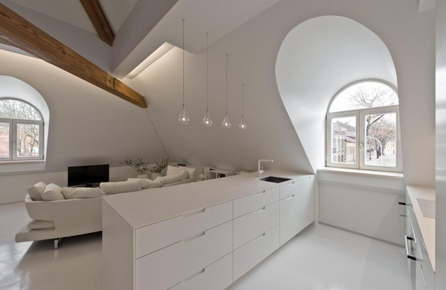 City Entrance Apartment