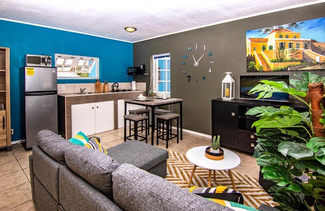 CityLife Apartments in historic Willemstad - 1 bedroom apartment - M