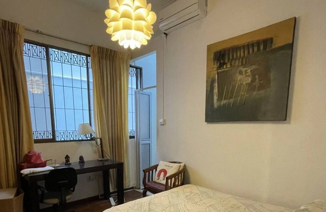 Classic master room off orchard road