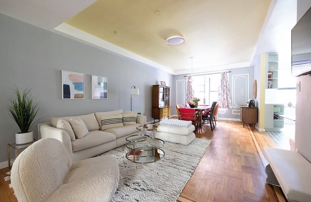 Classy 2BR/1,5BA Boutique at Flushing!