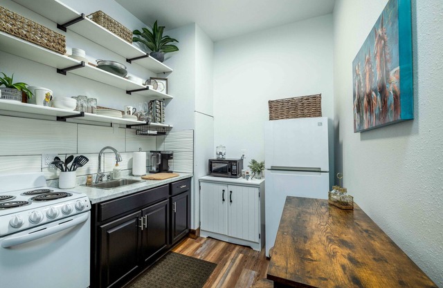 Clean and Cozy Main Street Condo