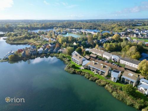 Clearwater 31, The Lakehouse