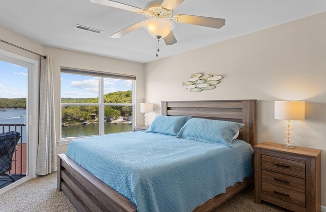 Clearwater 773-2B, a stunning view awaits!