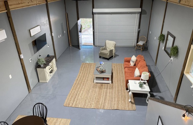 Clemson Cottage -close to University and lakes