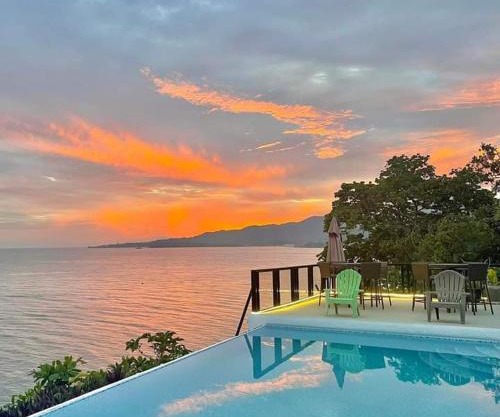 Cliff Haven Resort
