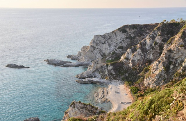 CLIFF HOUSE - Capo Vaticano