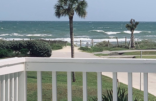 Close to the Beach !