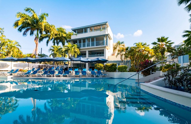 Coastal Bliss! Spacious Suite w/Private Balcony & Pool View! Game Room, Pool!