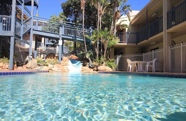 Coastal Salty Air 2Bedrm 2Bath w Ocean Views!