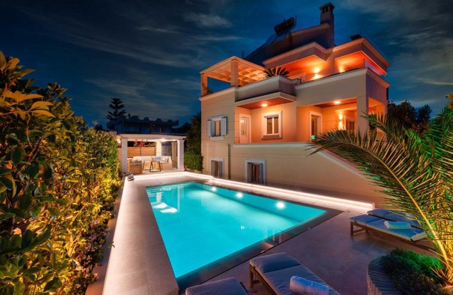 Coastline maisonette near Athens Airport and Rafina Port